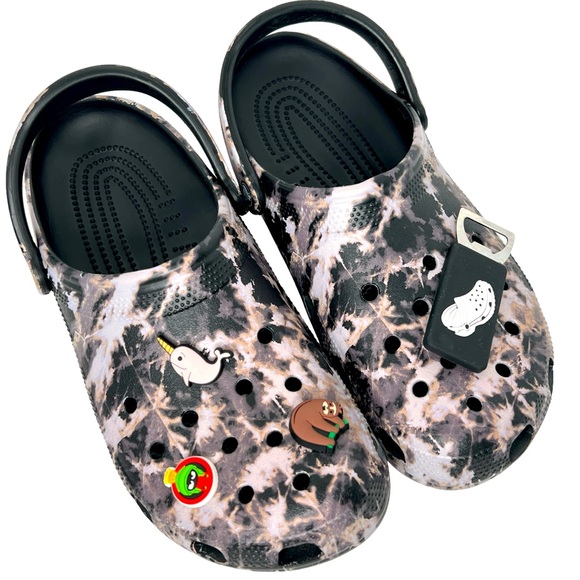 Crocs Classic Bleach Dye Slip On With Jibits Mules Clogs Size 10 (M) / 12 (W) - Picture 1 of 13